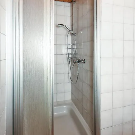 Auf Dem „zur Alten Linde“ Appartamento Holtgast
